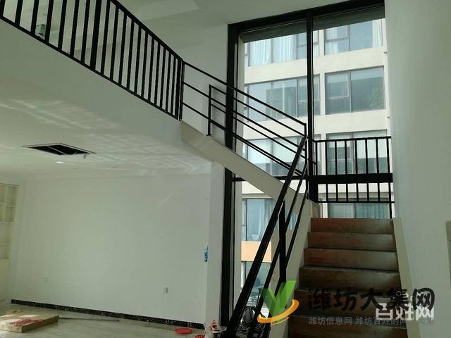 快租無中介費(fèi)奎文陽(yáng)光一百好位置 新 寫字樓出租