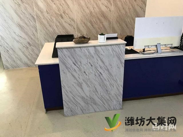 萬達A座 南向?qū)懽謽?帶隔斷 精裝修