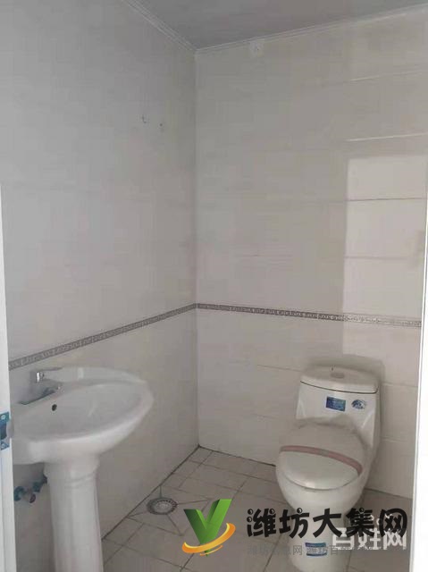 (快租免費(fèi)尋址)新華路佳樂家對(duì)面寫字樓出租