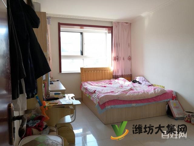 領(lǐng)秀城，南向大客廳，上下復(fù)式，興華學(xué)區(qū)房