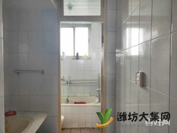 一實小學(xué)校近佳樂家 一梯一戶  精裝三室 有證無稅