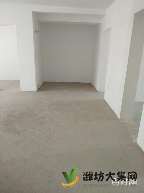 真賤，便宜124平大三室，龍泉太 陽城，送地下室，