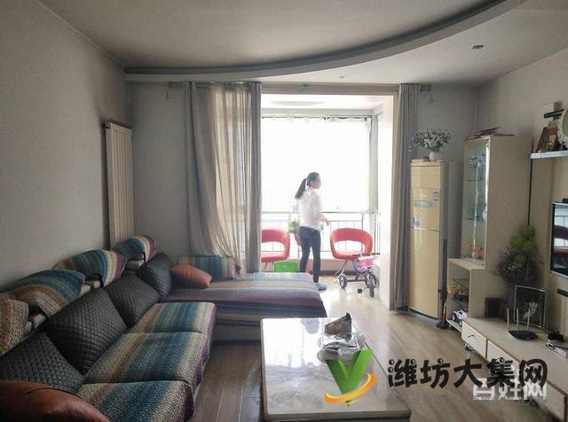 健康街濰州路 佳樂家近 領(lǐng)秀華城多層三樓 精裝兩室