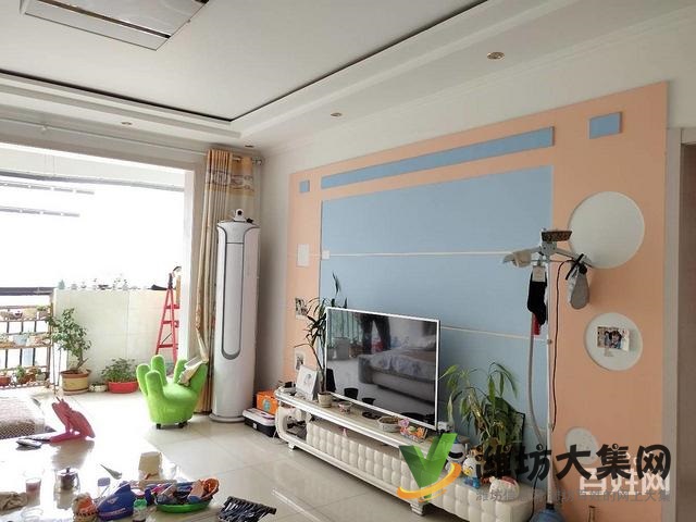 市北區(qū)中央世家3樓118平 三室兩廳 精裝 送30