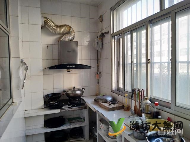 匯安小區(qū) 精裝三室兩廳兩衛(wèi) 帶車庫 劃青云山小學 東埠中學