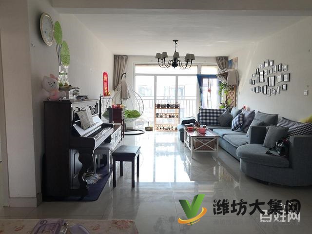 青云御景園，大H戶型，三室兩廳兩衛(wèi)