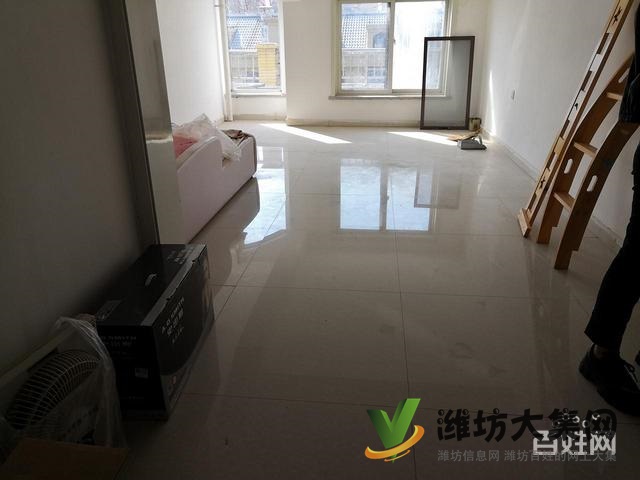 領(lǐng)秀城，南向大客廳，上下復(fù)式，興華學(xué)區(qū)房