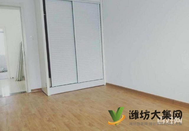 通亭街海龍路高鐵站近，三室朝陽，精裝修，周邊配套齊