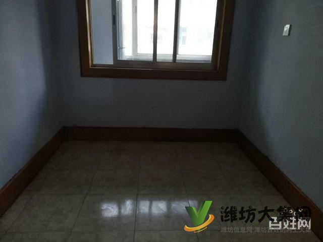 32萬購教師公寓，二樓三室朝陽，領(lǐng)包入住