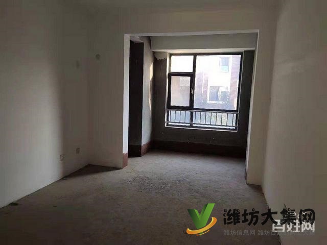 青云郡三室兩廳好房，毛培房給你更大的裝修空間，