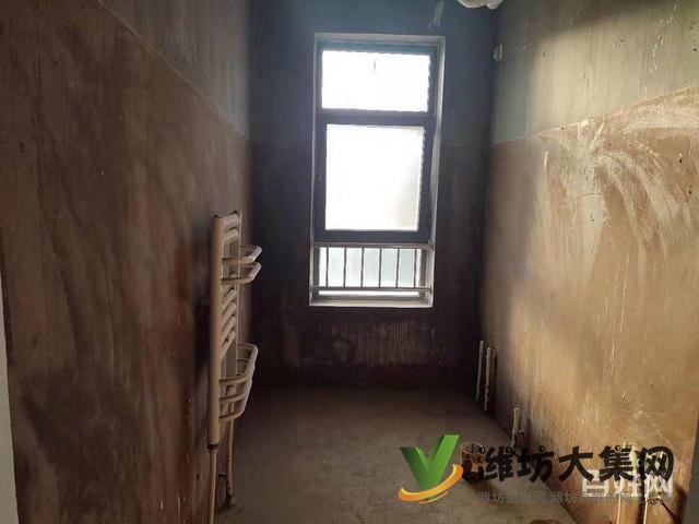 青云郡三室兩廳好房，毛培房給你更大的裝修空間，