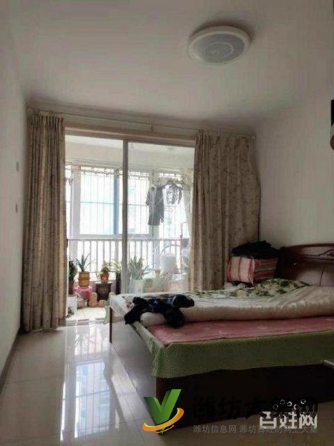 奧體中心近多層6樓帶閣樓88平3室精裝出稅僅售53