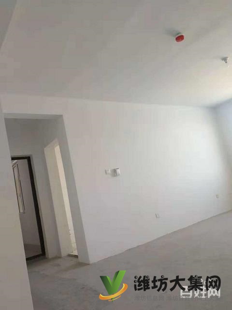 首付十萬(wàn) 買(mǎi)濰城區(qū)政府實(shí)驗(yàn)小學(xué)旁 凡爾賽麗都大三室