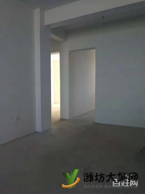 首付十萬(wàn) 買(mǎi)濰城區(qū)政府實(shí)驗(yàn)小學(xué)旁 凡爾賽麗都大三室