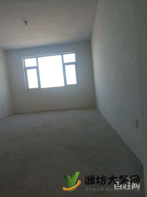 首付十萬(wàn) 買(mǎi)濰城區(qū)政府實(shí)驗(yàn)小學(xué)旁 凡爾賽麗都大三室