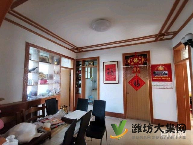 公安局家屬院 近人民醫(yī)院 多層二樓 送儲(chǔ)藏室56.