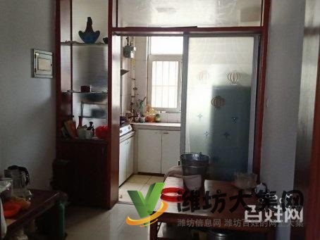 朐山前 翰林苑 多層一樓 100平 精裝修 帶地上儲(chǔ)藏室火急