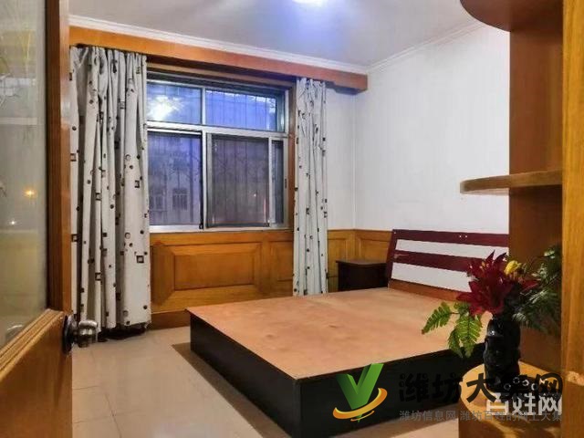 西雙合小區(qū)黃金3樓 精裝修便宜出售