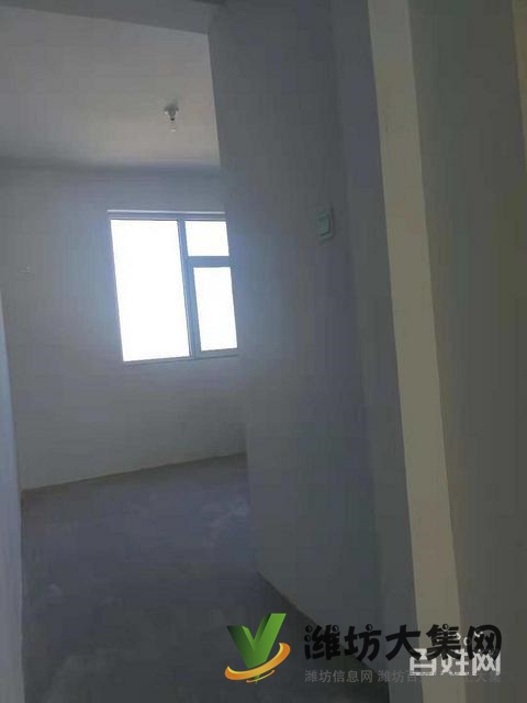 首付十萬(wàn) 買(mǎi)濰城區(qū)政府實(shí)驗(yàn)小學(xué)旁 凡爾賽麗都大三室