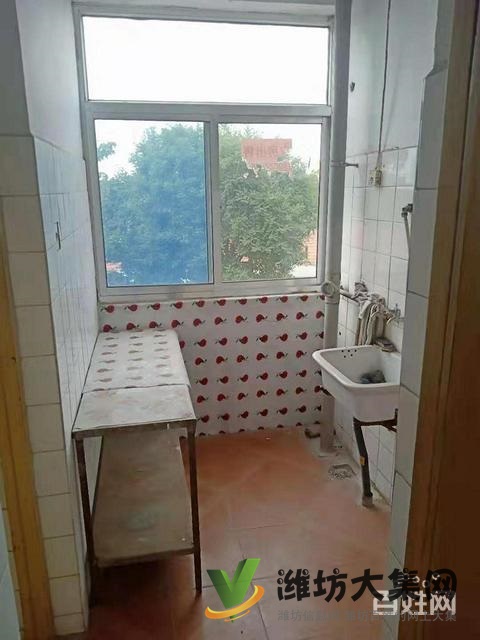 學(xué)府嘉苑 近高鐵北站 半年起租 三室一廳