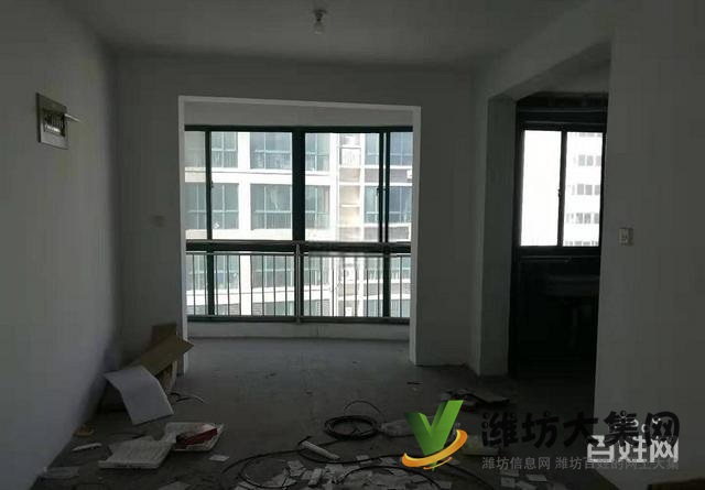 谷德對面劃片北海學校隆基花園3室2廳2衛(wèi)大H戶型