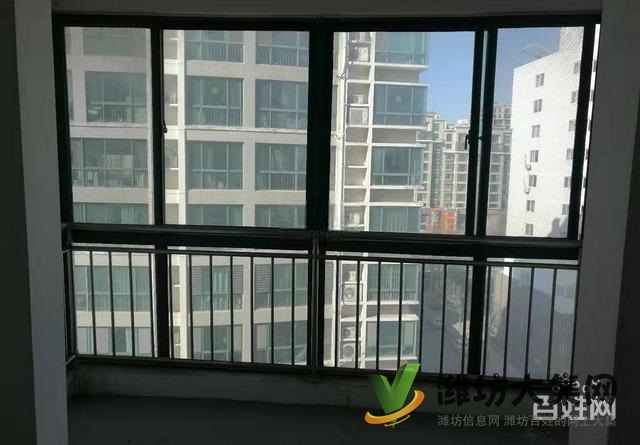 谷德對面劃片北海學校隆基花園3室2廳2衛(wèi)大H戶型