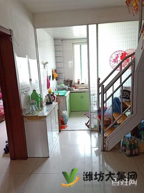 相府錦苑 小復(fù)式 緊鄰附小 送儲(chǔ)藏室 58.5萬(wàn)