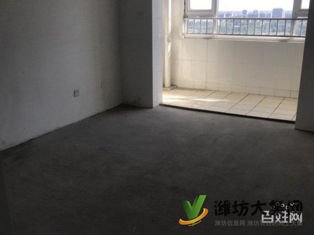 首付3萬單價4400電梯117平52萬圣菲近北京公館校近