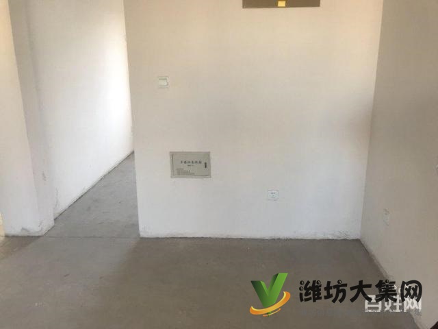 首付3萬單價4400電梯117平52萬圣菲近北京公館校近