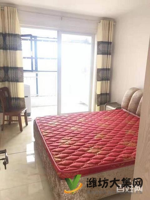 渤景灣3室2廳 精裝修配置齊全干凈衛(wèi)生拎包入住