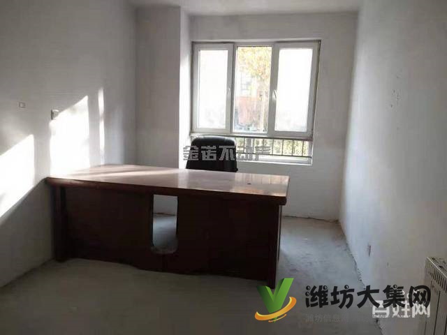 正陽花園一樓168平帶車位儲(chǔ)藏室四室南北通透105萬火急