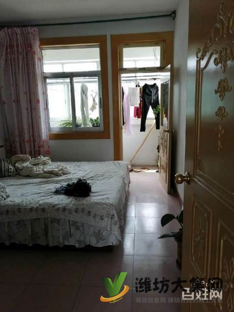 市府西院 帶附房15平,帶車位,