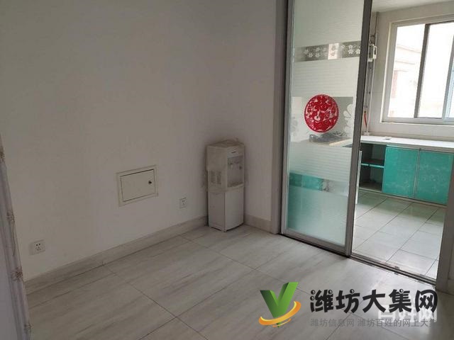 泰華附近青云潤(rùn)景園精裝2室?guī)考揖呒译娏喟胱? border=