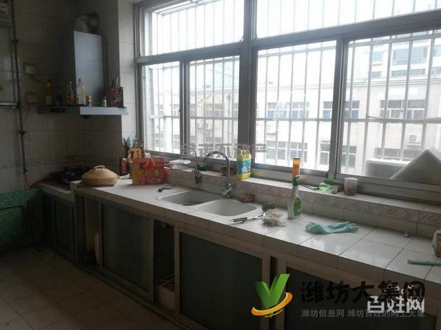 銀海路建設(shè)銀行家屬院 南北通透大三室63.6萬(wàn)帶車(chē)庫(kù)