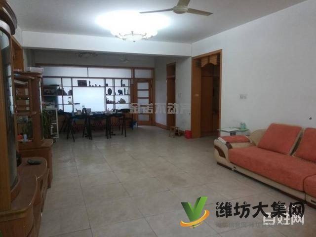 銀海路建設(shè)銀行家屬院 南北通透大三室63.6萬(wàn)帶車(chē)庫(kù)