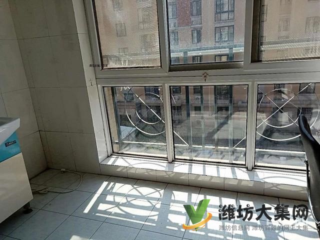 魯發(fā)名城,3居室2廳,精裝修短住保養(yǎng)好,真實(shí)圖片和