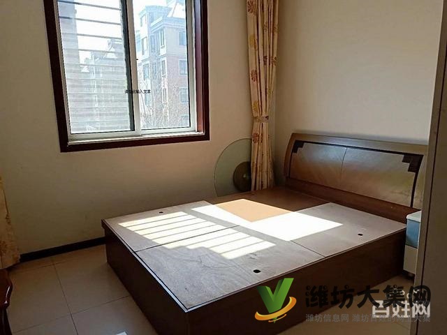 魯發(fā)名城,3居室2廳,精裝修短住保養(yǎng)好,真實(shí)圖片和