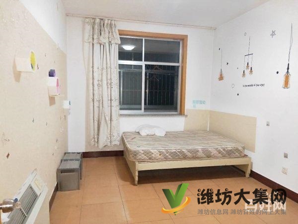 一實(shí)小近佳樂(lè)家 城市經(jīng)典旁 帶車(chē)庫(kù)有地下室 家具家