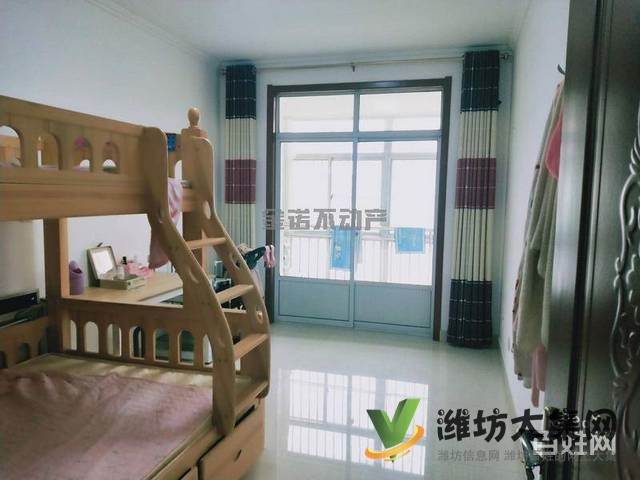 巴龍國(guó)際北區(qū)3室5樓136平 精裝修家具家電齊全拎包入住