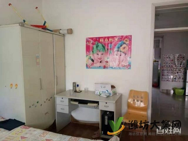 秋實(shí)小區(qū) 精裝 好樓層 適合老年人居住 帶車庫僅售