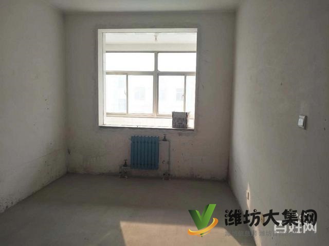 濰坊醫(yī)學院南鄰興旺花園4樓146平米毛坯帶地下室急售5225