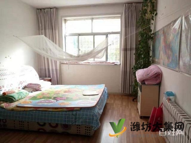 秋實(shí)小區(qū) 精裝 好樓層 適合老年人居住 帶車庫僅售