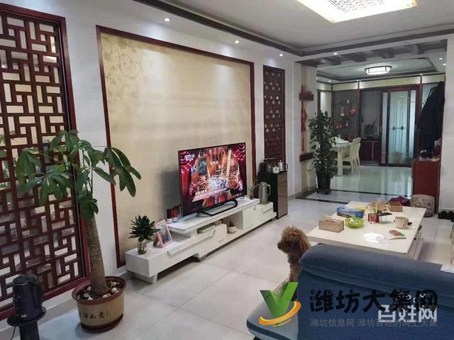 一樓帶院 145平魯豐錦繡花園 精裝 三室兩廳兩衛(wèi)