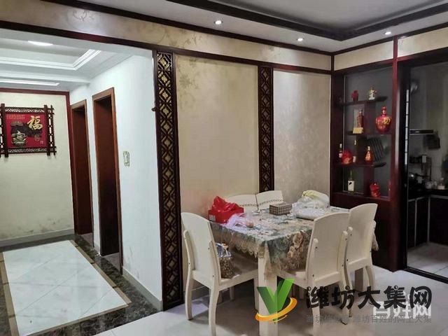 一樓帶院 145平魯豐錦繡花園 精裝 三室兩廳兩衛(wèi)