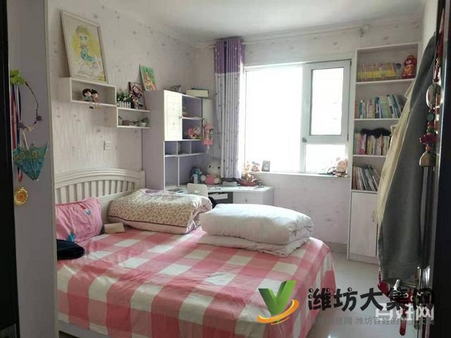 巨能嘉園 精裝修 16樓137平帶儲(chǔ)藏室 99.8萬