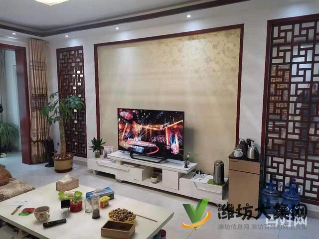 一樓帶院 145平魯豐錦繡花園 精裝 三室兩廳兩衛(wèi)