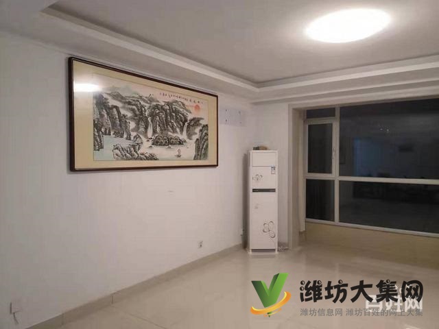 港苑新空間2室簡裝家具齊全1.1萬/年