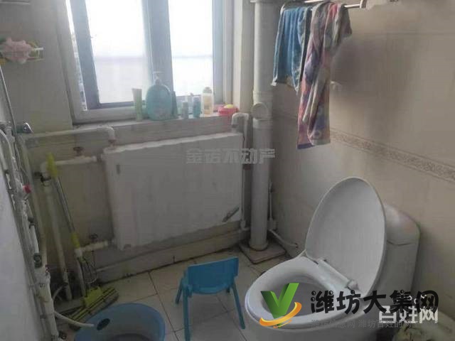 百合嘉園多層1樓小三室?guī)?chǔ)藏室55萬(wàn)