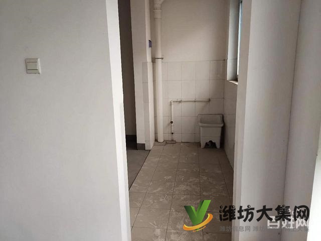 興華學(xué)校*.**青云花園三期電梯洋房帶車位倉(cāng)庫(kù)出售