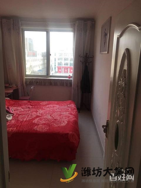 港元新空間多層精裝大3室120平帶車庫(kù)85萬(wàn)